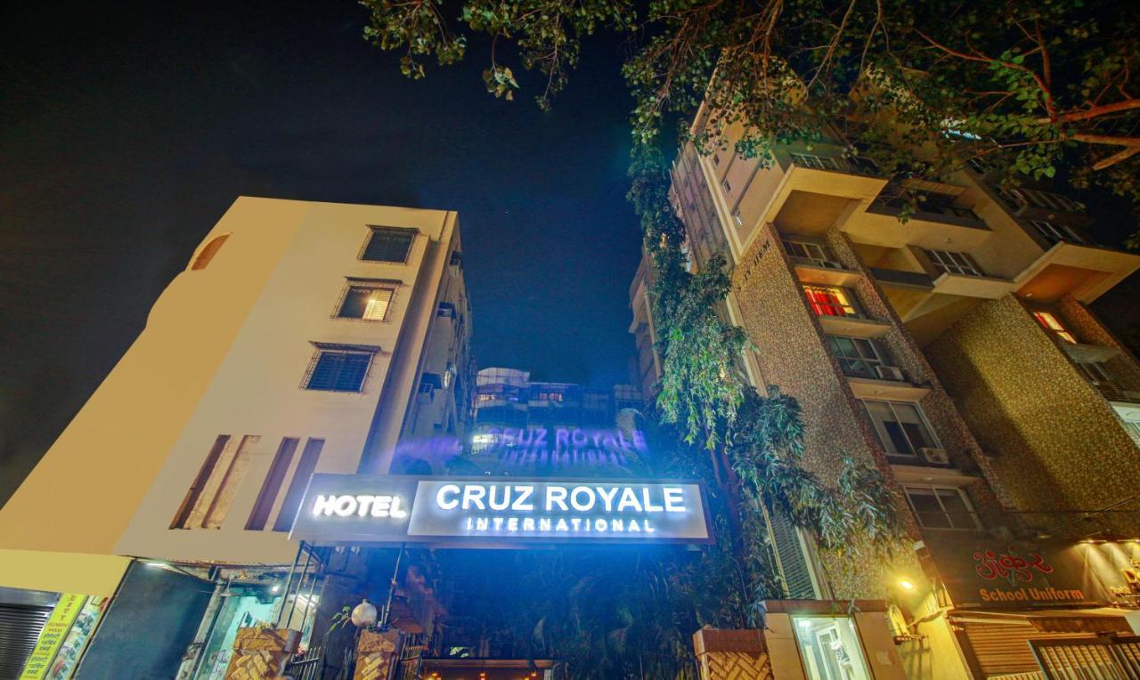 孟买 Treebo Cruz Royale Santacruz West酒店 外观 照片